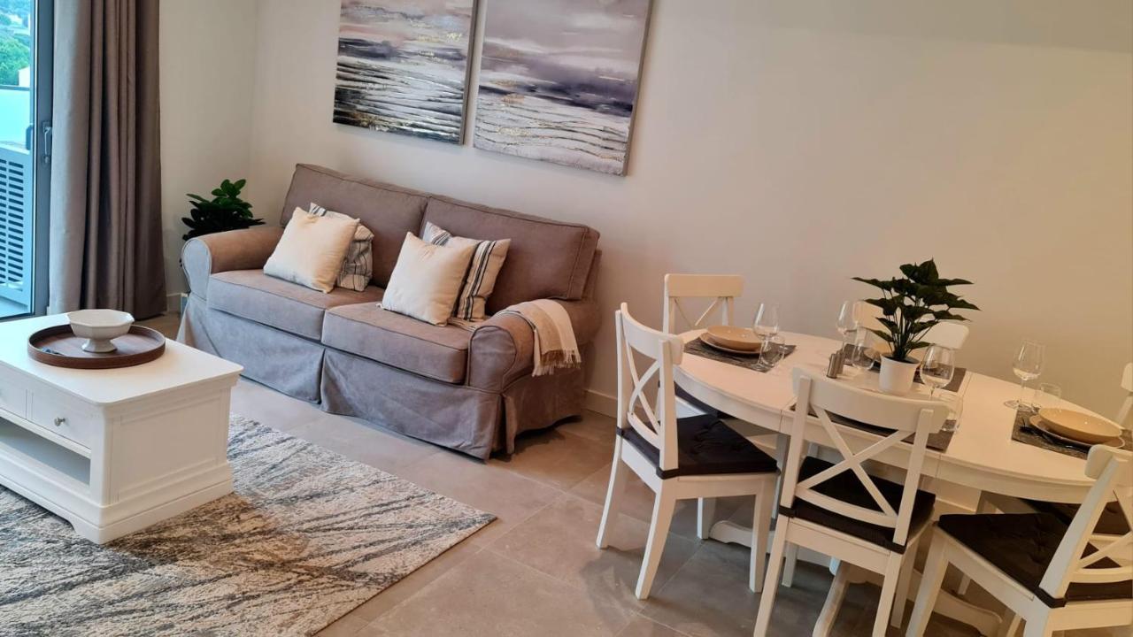 Luxury Apartment In Eurocity Gibraltar Luaran gambar